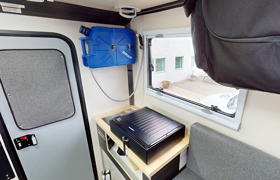 Truck Camper Scout, , hi-res image number 12